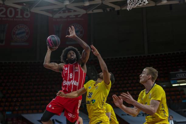 摆出一个 摆出一个