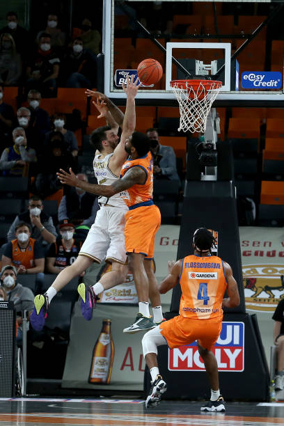 对玩家的影 对玩家的影